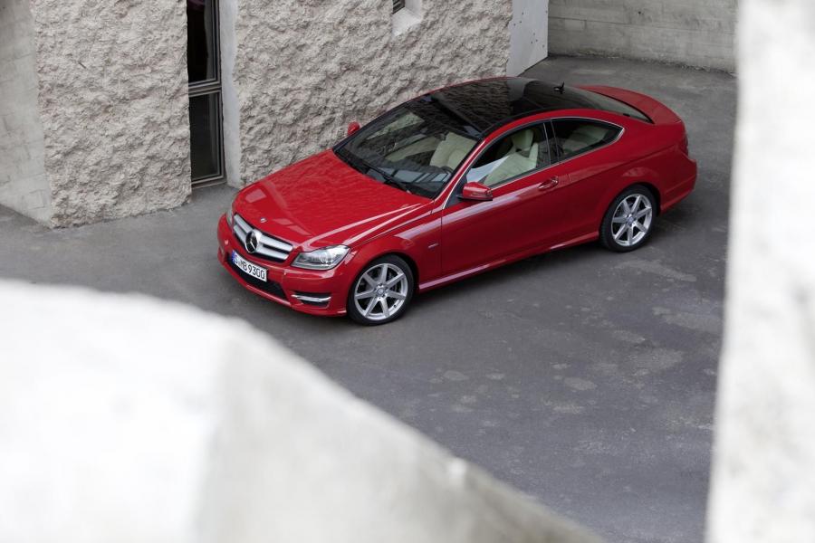  Mercedes-Benz C-Class Coupe 2012 года  (фото 89 из 99)